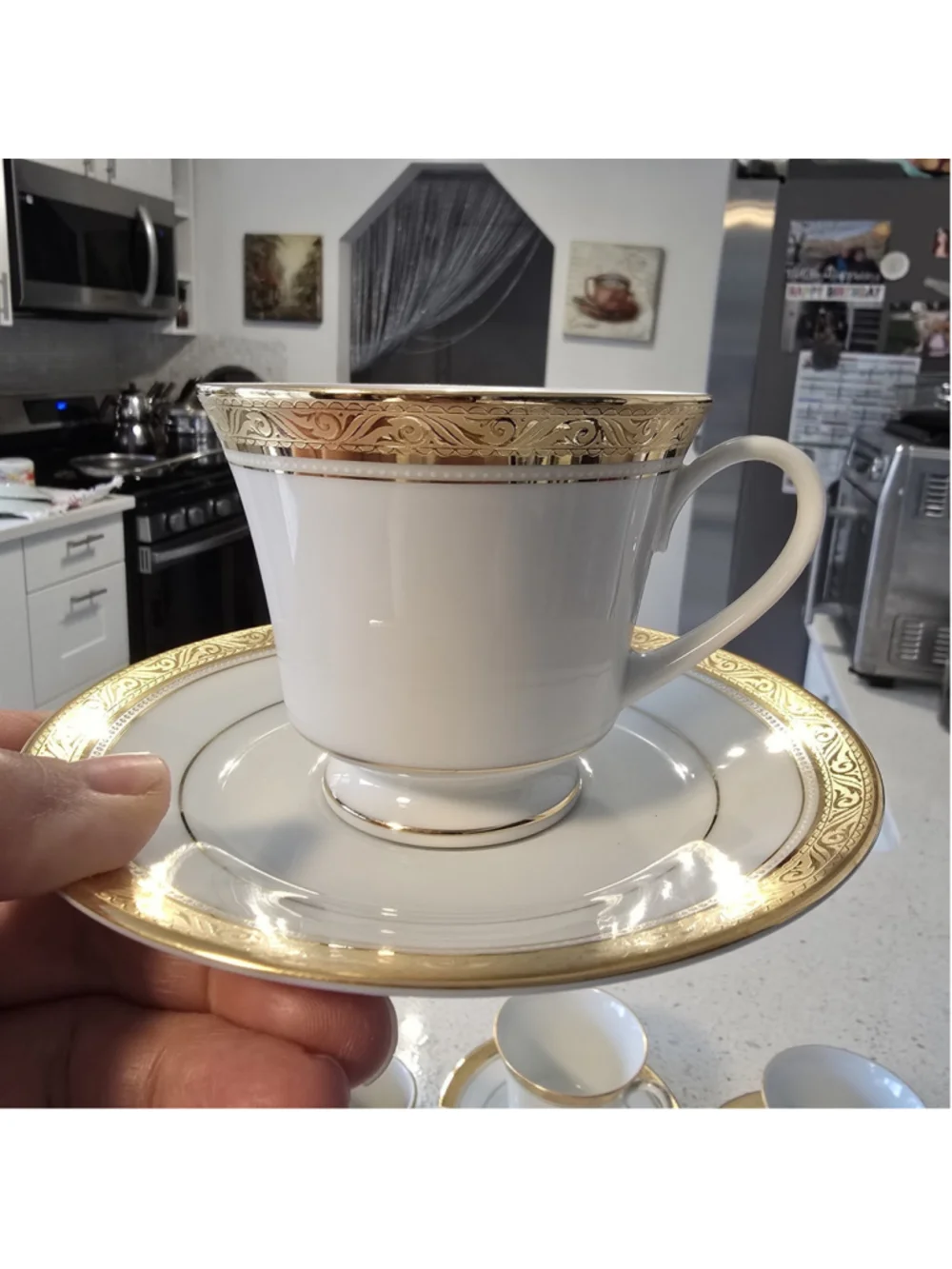 Noritake majestic gold